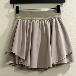 Lululemon 2 Gray Court Rival High Rise Skirt Skort Performance Pickleball Tennis
